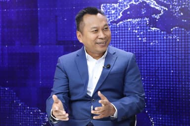 ឯកឧត្ដមបណ្ឌិត​ អោម សេងបូរ៉ា